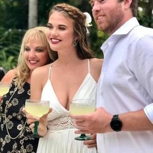 Meet your Posher, Brenda